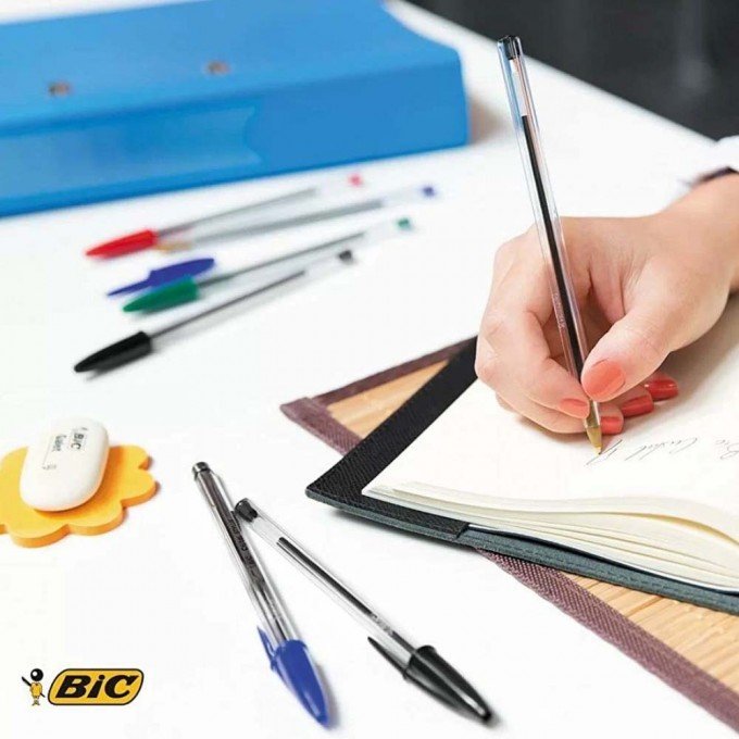 BIC Penne Verdi a Sfera, Cristal Original, Punta Media, 1 mm, Confezione da 50 Penne