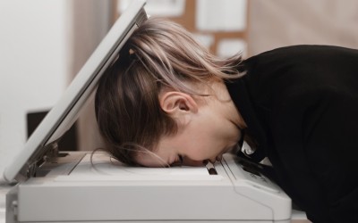 Come eliminare la coda di stampa bloccata e annullare lo spooler